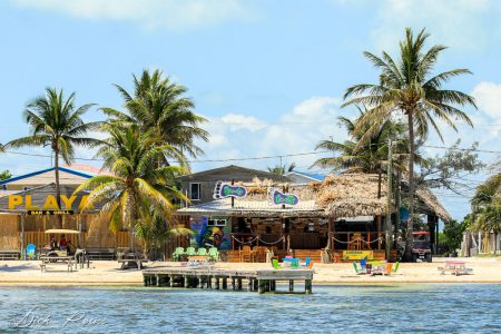 Sandy Toes Beach Bar & Grill